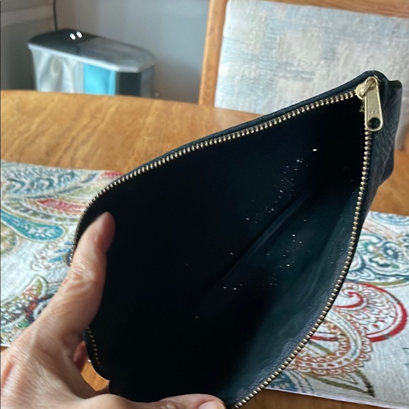Portland Leather Black Pouch/Bag - Picture 6 of 6